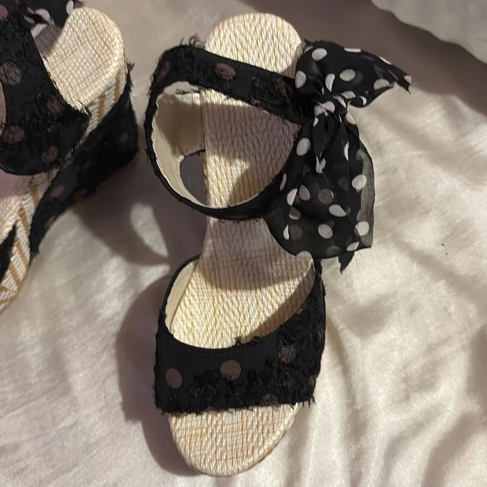 Black and White Polka Dot Wedge Sandals - Picture 3 of 4